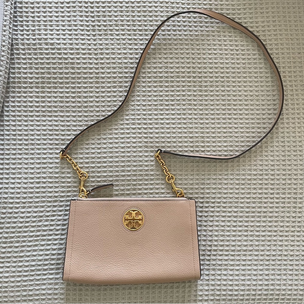 Tory Burch Carson Leather Handbag in Blush and Gold